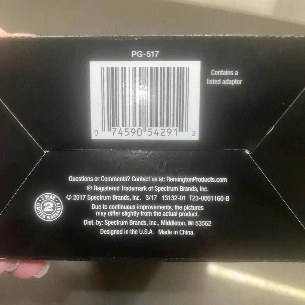 Remington Men's Head to Toe 12 Trimming Lengths Rechargeable Grooming Kit PG517